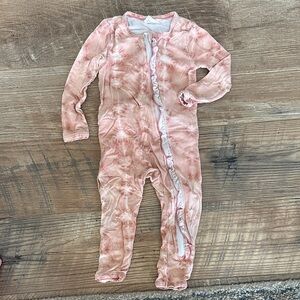 Cozy Peach Tie-Dye Kids Footie